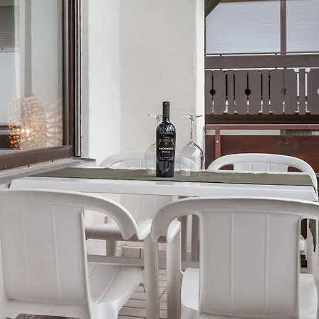 Apartment Seehenswert